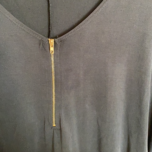 Black Top - Picture 4 of 5